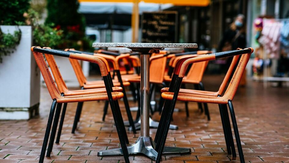 Techos con fibra de vidrio para patios en Panamá: iluminación natural