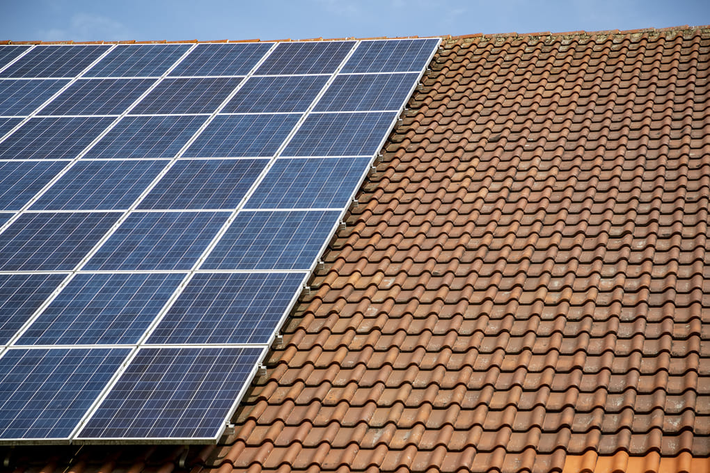 Paneles solares en El Salvador: ahorra en electricidad y protege el medio ambiente