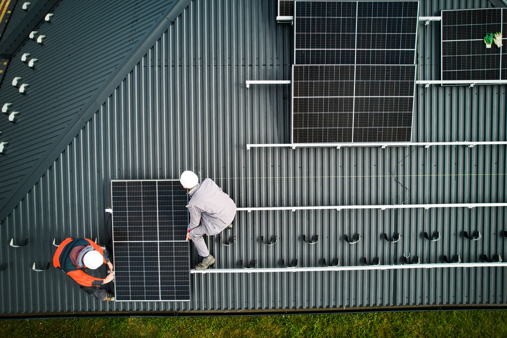 Ahorra con paneles solares en Panamá: lo que debes saber antes de instalarlos